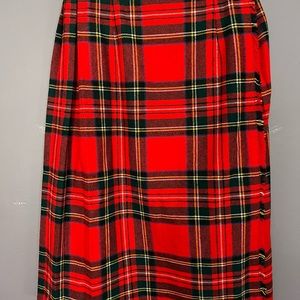 Women’s kilt red plaid